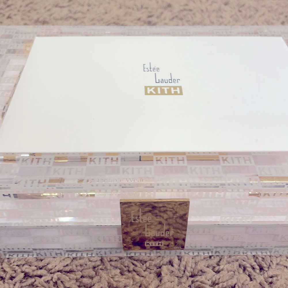 Kith x Estee Lauder Makeup Kit